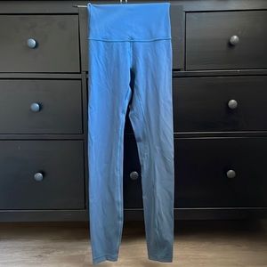 Lululemon wunder under super high rise NWOT
